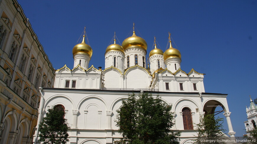 Третий Собор на Соборной Площади Кремля