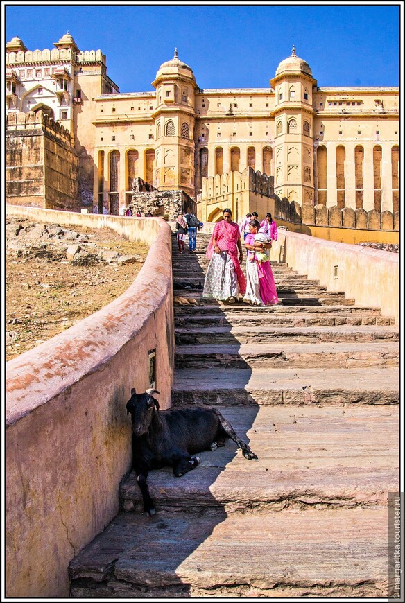 Нахаргар (Nahargarh) форт — такой близкий и такой далекий