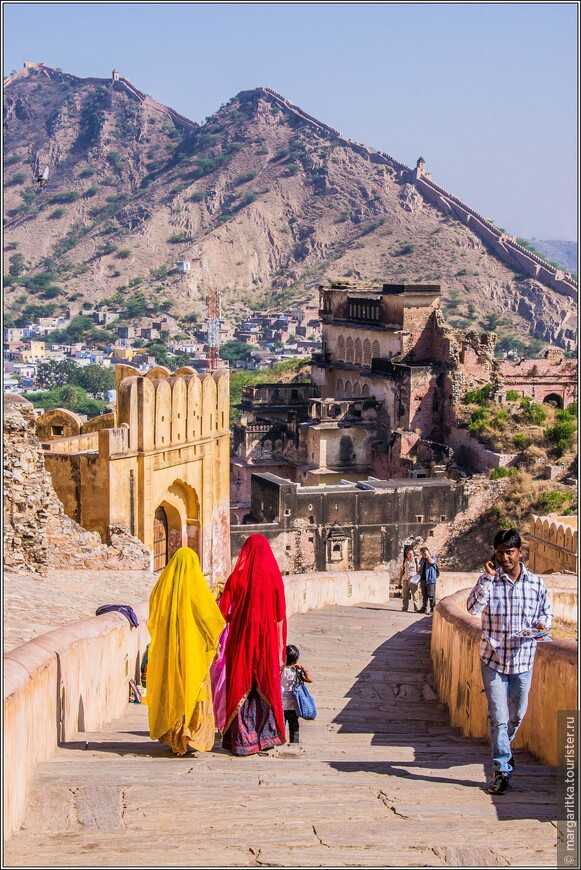 Нахаргар (Nahargarh) форт — такой близкий и такой далекий