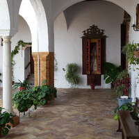 Патио монастыря Святой Клары.