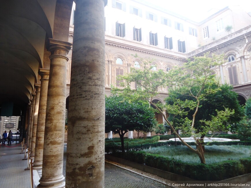 Самостоятельно по соборам, дворцам и музеям Рима