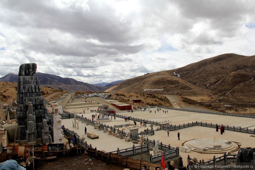 Отчет о поездке в Сертар Ларунг Гар, часть 3: Тибетские небесные похороны и деревня Сисо