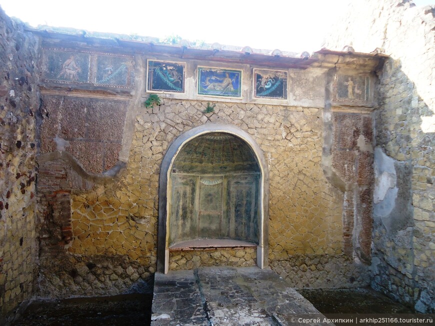 Самостоятельно по Италии -  античный Геркуланум и  живописный Сорренто.