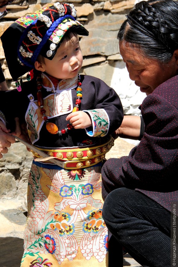 Отчет о поездке в Сертар Ларунг Гар, часть 3: Тибетские небесные похороны и деревня Сисо