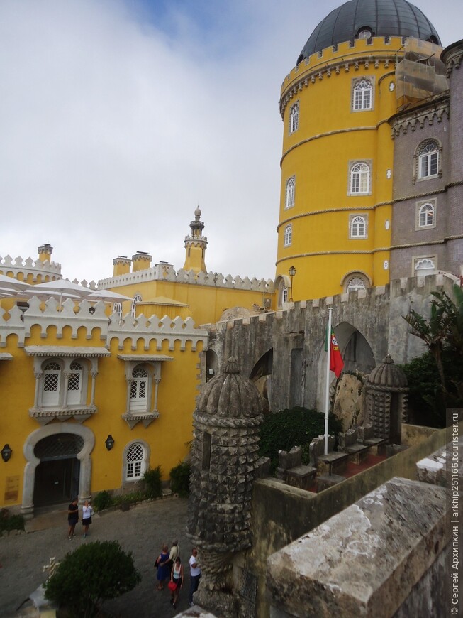Самостоятельно из Лиссабона к великолепным дворцам и замкам Синтры