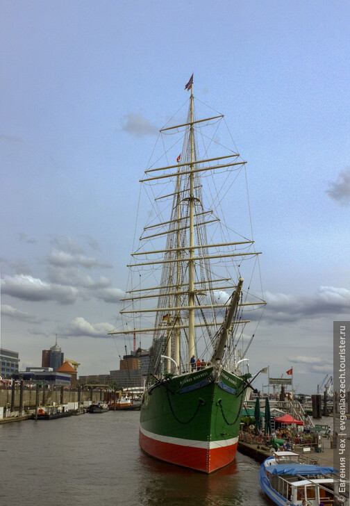Гамбургский порт празднует день рождения 8 - 10 мая