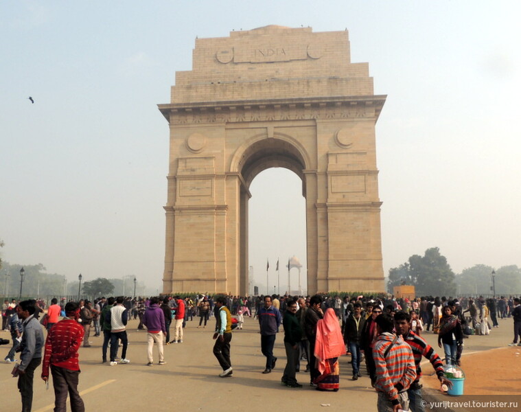 Индийская Триумфальная Арка — Ворота Индии