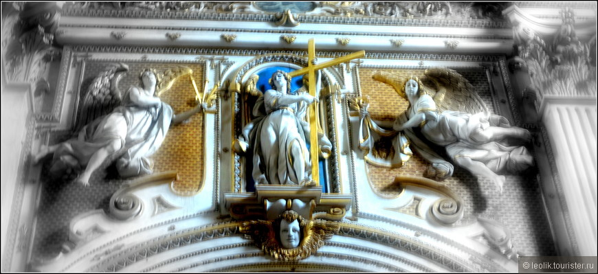 Барочная роспись потолков базилики Санта Мария Маджоре.