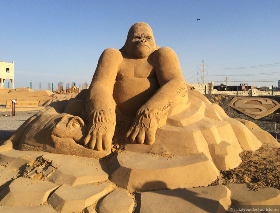 Египет в мае отзывы. Музей песчаных скульптур Хургада. Хургада, Египет музей песчаных скульптур. Песочный город Хургада. Песочный город музей в Хургаде.