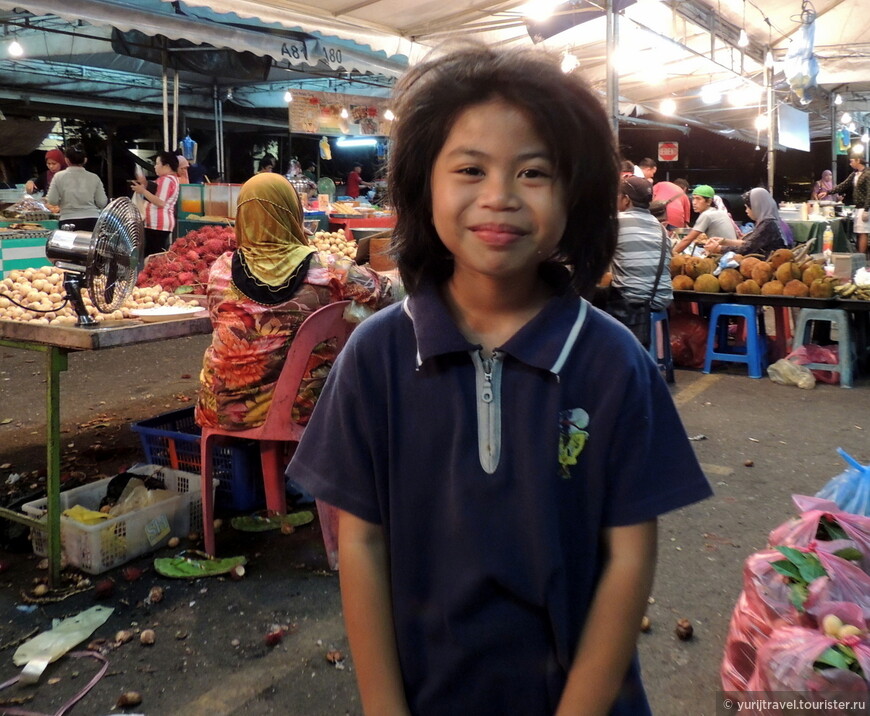 Добро пожаловать на главный ночной рынок Брунея!