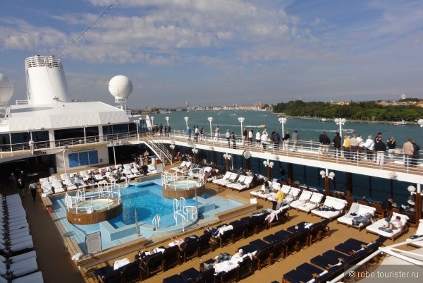 The Best of Italy Cruise, Azamara Quest