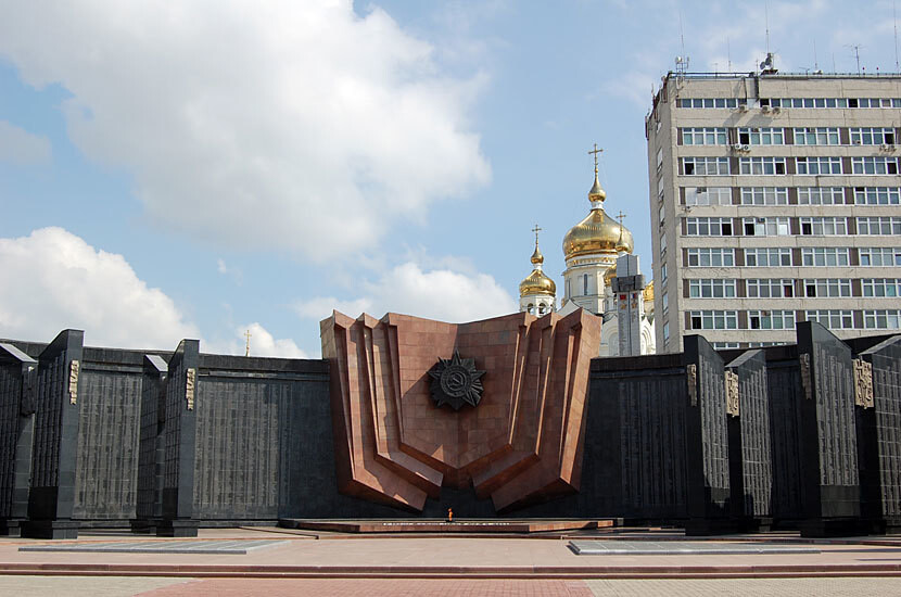 Хабаровск - на высоком берегу Амура