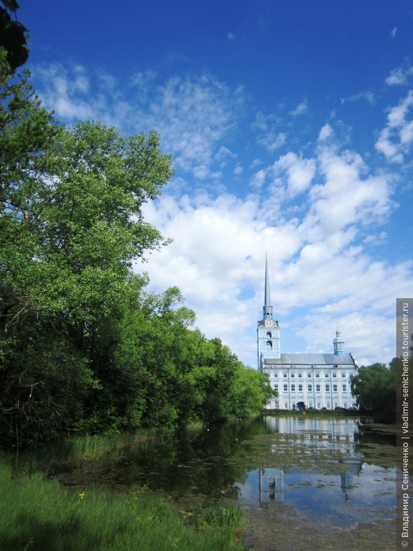 Петропавловский парк в Ярославле 