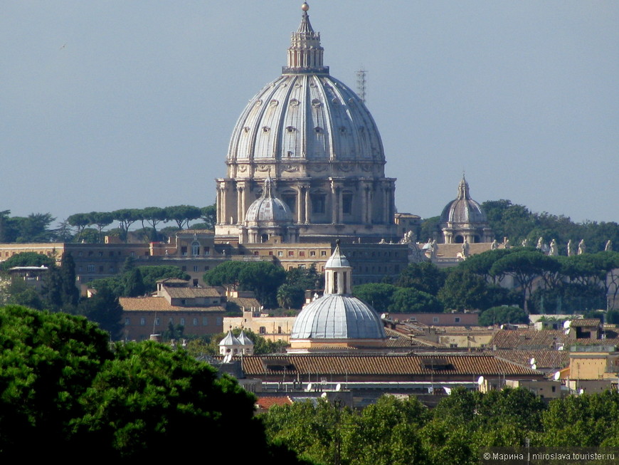 Вид на собор Святого Петра с Палатина.