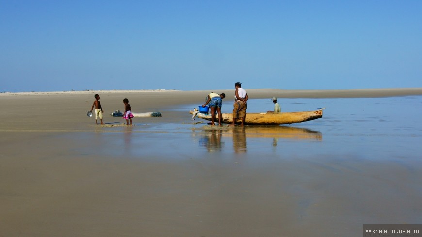  Мадагаскар. Отдых на берегу Мозамбикского пролива. 33 совета отъезжающим на остров.
