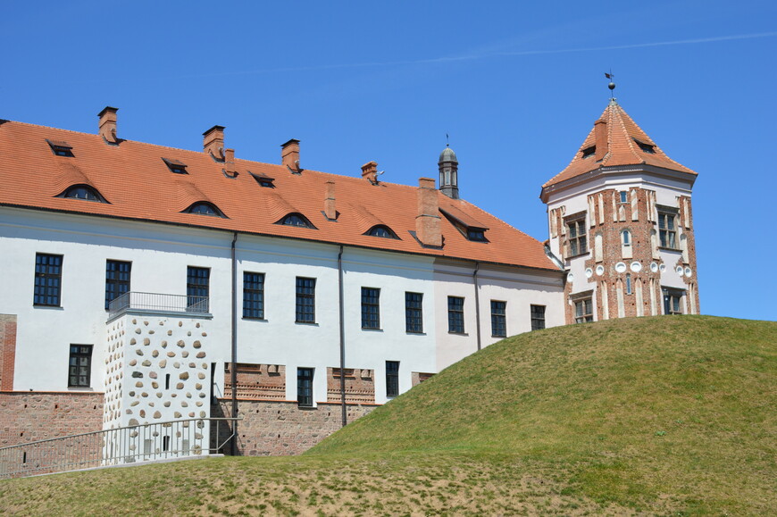В 1947 году замок был взят под охрану государства. 