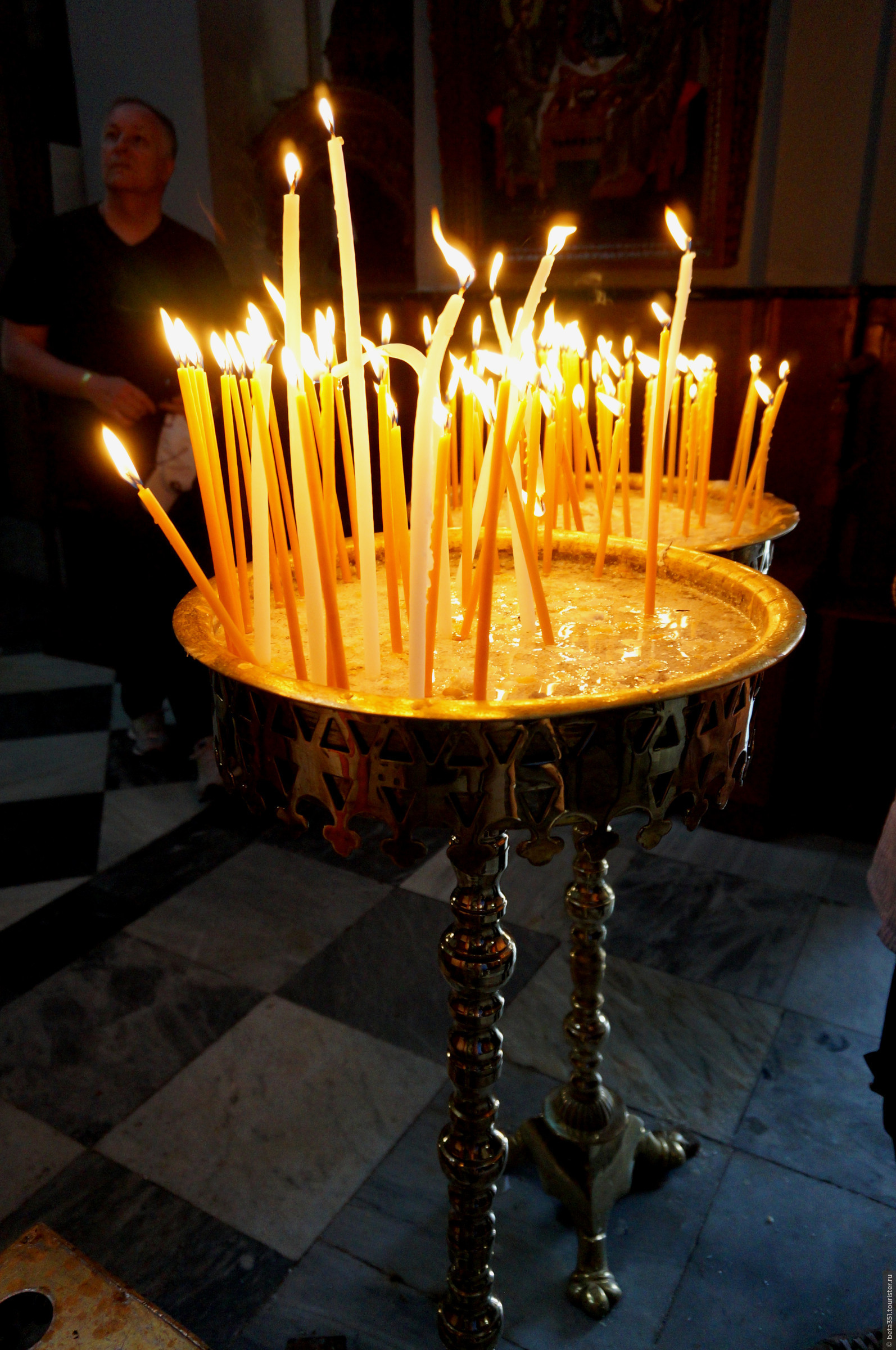 Какому святому поставить свечку
