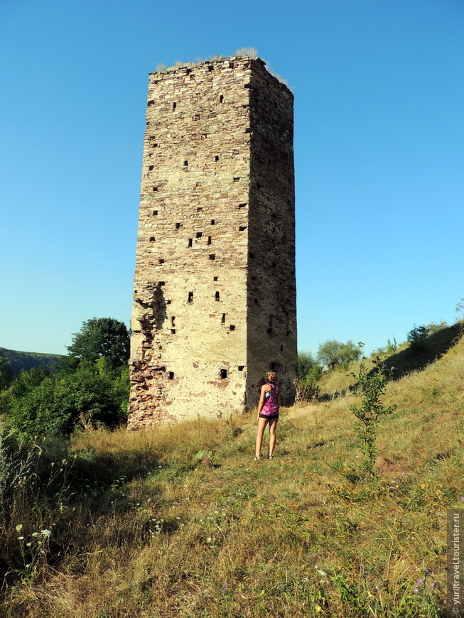 Башня крепости Раковець