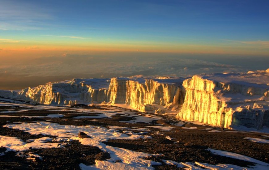 В кроссовках по снегам Килиманджаро