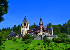 Бывшая резиденция румынских монархов.