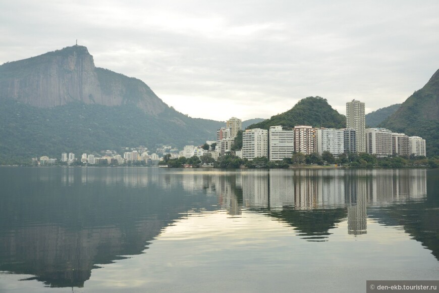 В бананово-клубничном Рио-Де-Жанейро...