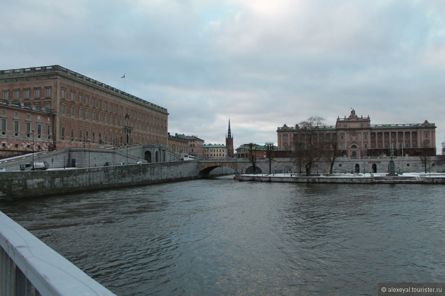 Пасмурный Хельсинки и Птичий Стокгольм