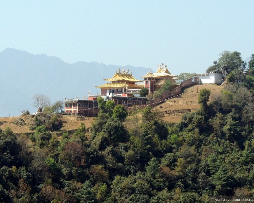 Буддистский храм Namo Buddha