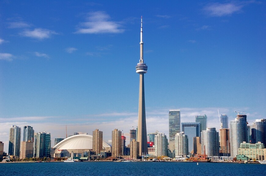 В Канаду через Исландию. Торонто и CN Tower