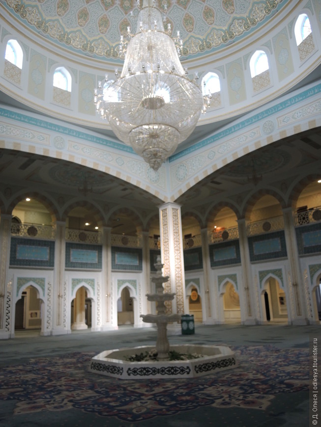Красивая мечеть в Астане