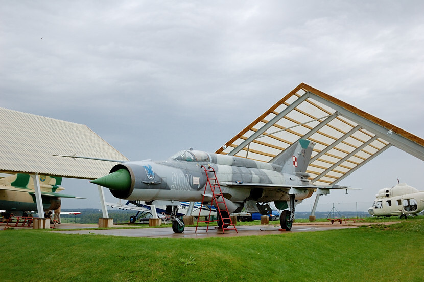 В Эстонии хоть военной авиации и нет, но музей есть
