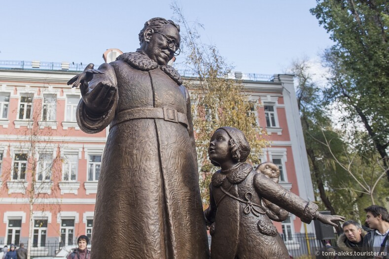 В Воронеже появился сквер Маршака и памятник поэту