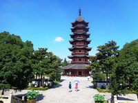 Сучжоу.  Паньмэнь и Пагода Благого Свечения.