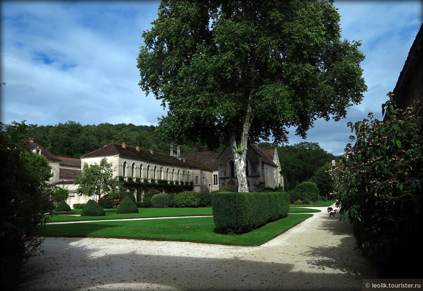 Два монастыря. Бургундия
