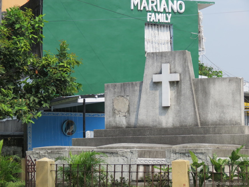 Чисто коммерческий подход. Манила. Северное кладбище