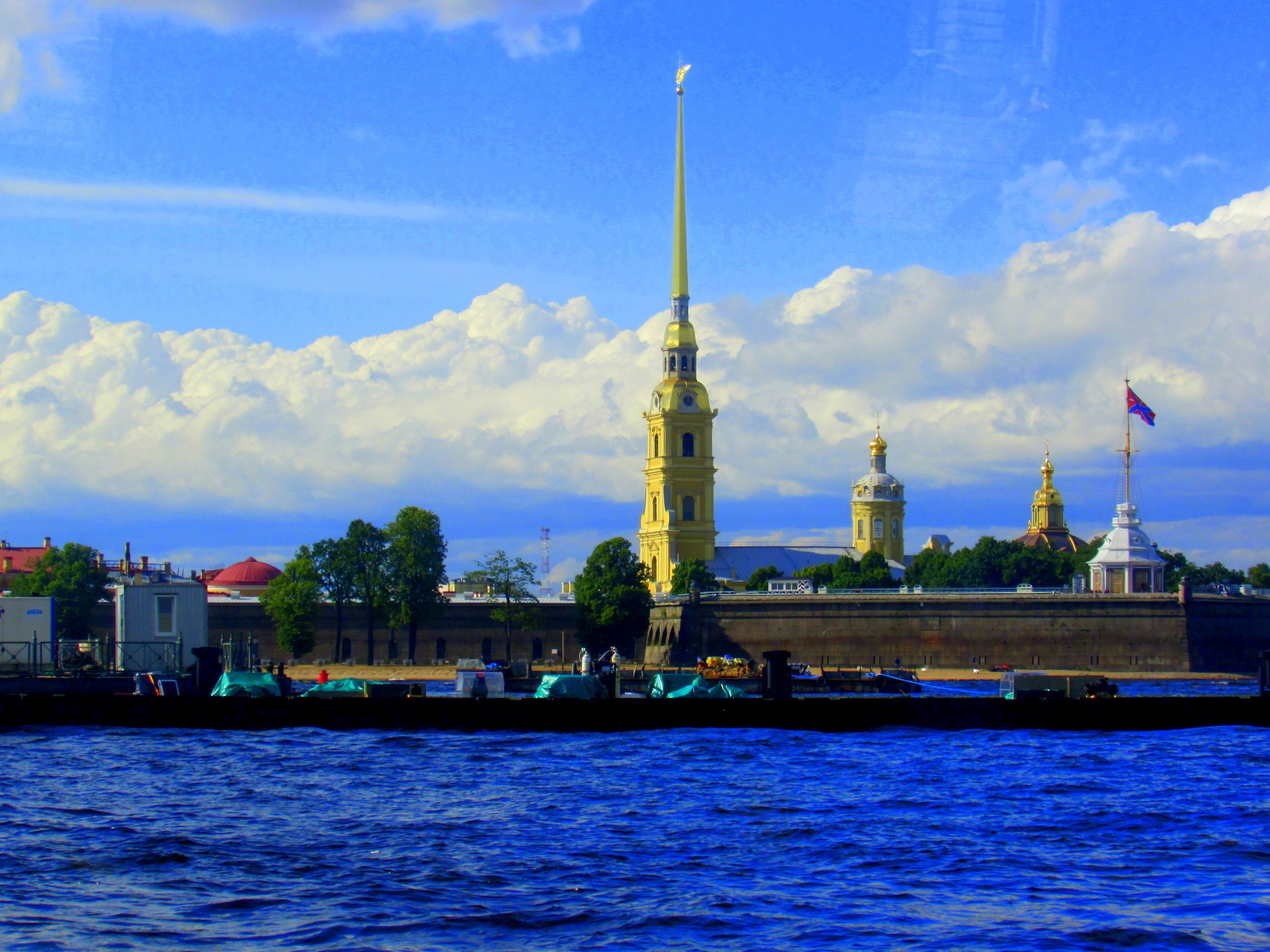 Петропавловская крепость Нева пляж