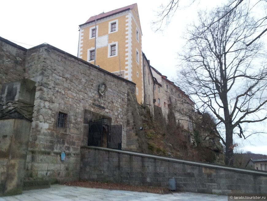 Саксония: Хонштайн — крепость и городок на скалах