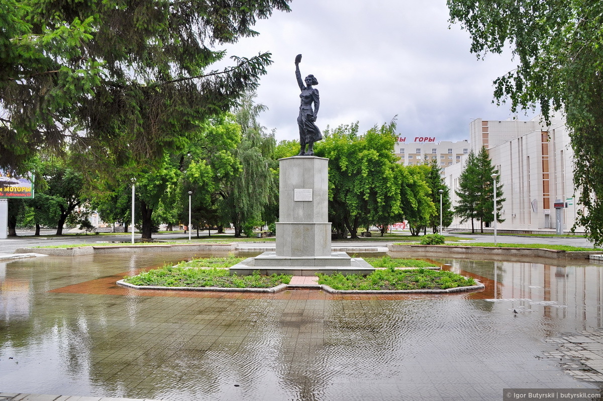 Каменный Цветок Курган Памятники Фото Официальный Сайт
