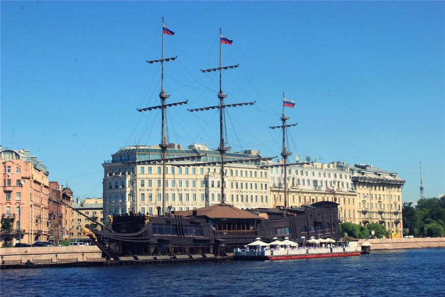 Величественный Санкт-Петербург