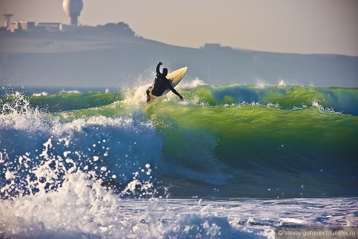 Города и пляжи Калифорнии для любителей серфинга