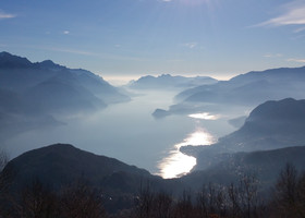 Хайкинг на Monte Grona, Меннаджио, озеро Комо