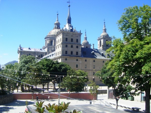 Мадрид и пригороды — Аранхуэс, Эскориал