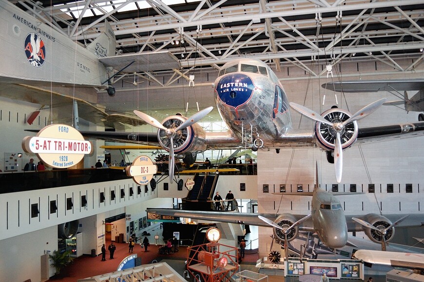 Вот так должен выглядеть авиакосмический музей великой державы