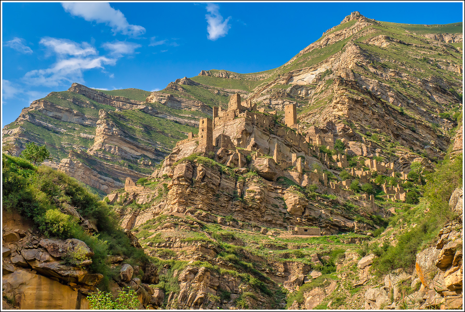 Башни аула Гоор (Дагестан)
